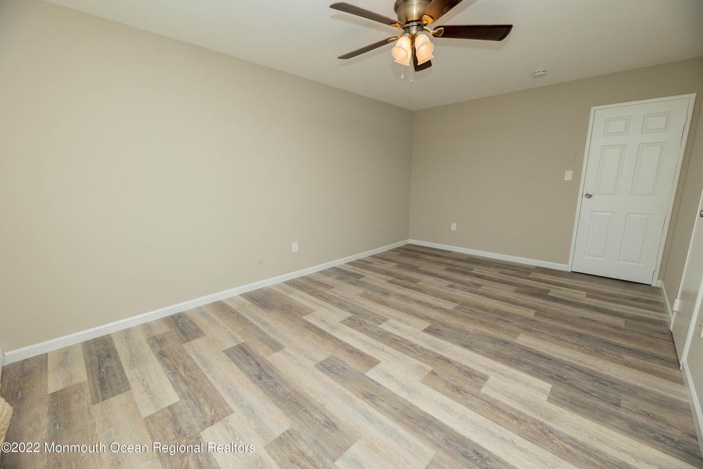 110 Stonehurst Boulevard - Photo 22