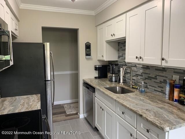 110 Stonehurst Boulevard - Photo 33