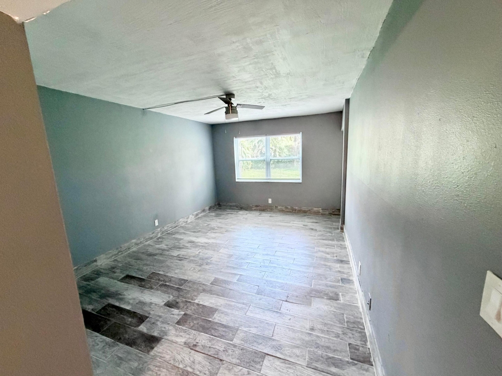 4364 Nw 9th Avenue - Photo 12