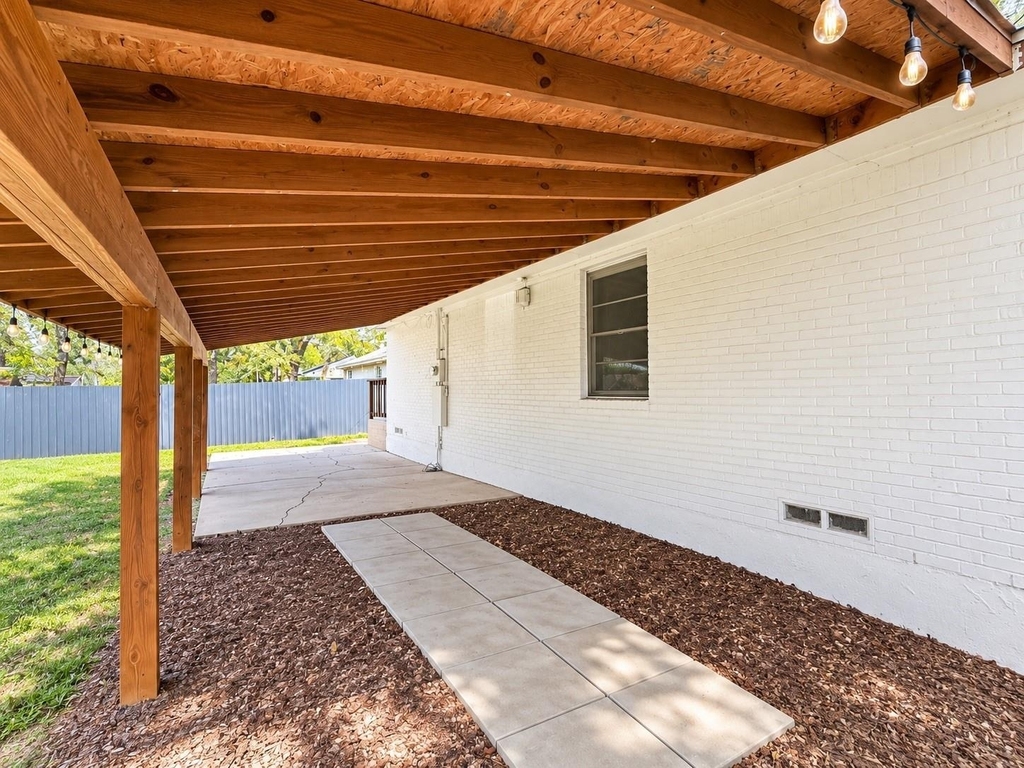 516 Overhill Drive - Photo 22