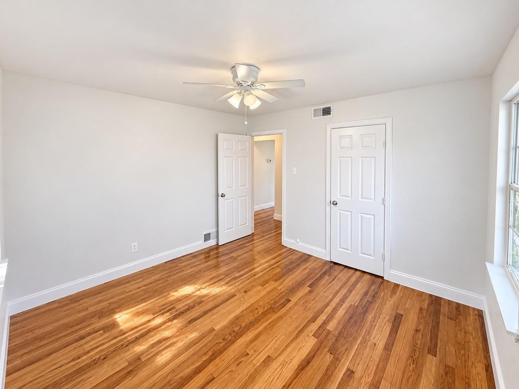 516 Overhill Drive - Photo 15
