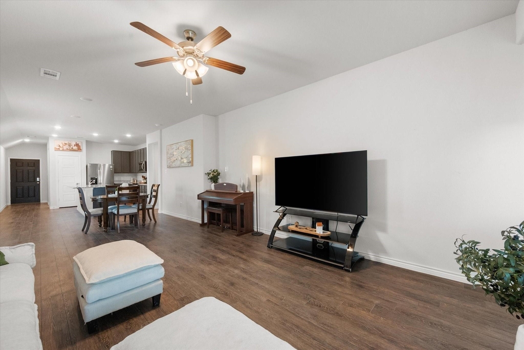 10625 Bleat Street - Photo 6