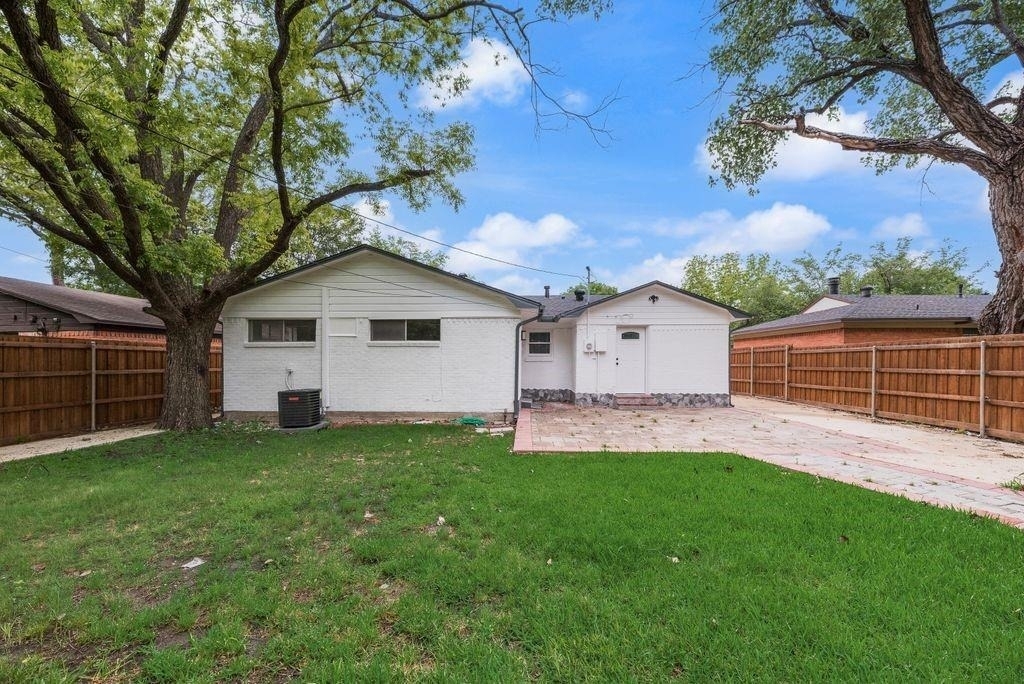 1406 Highland Street - Photo 17