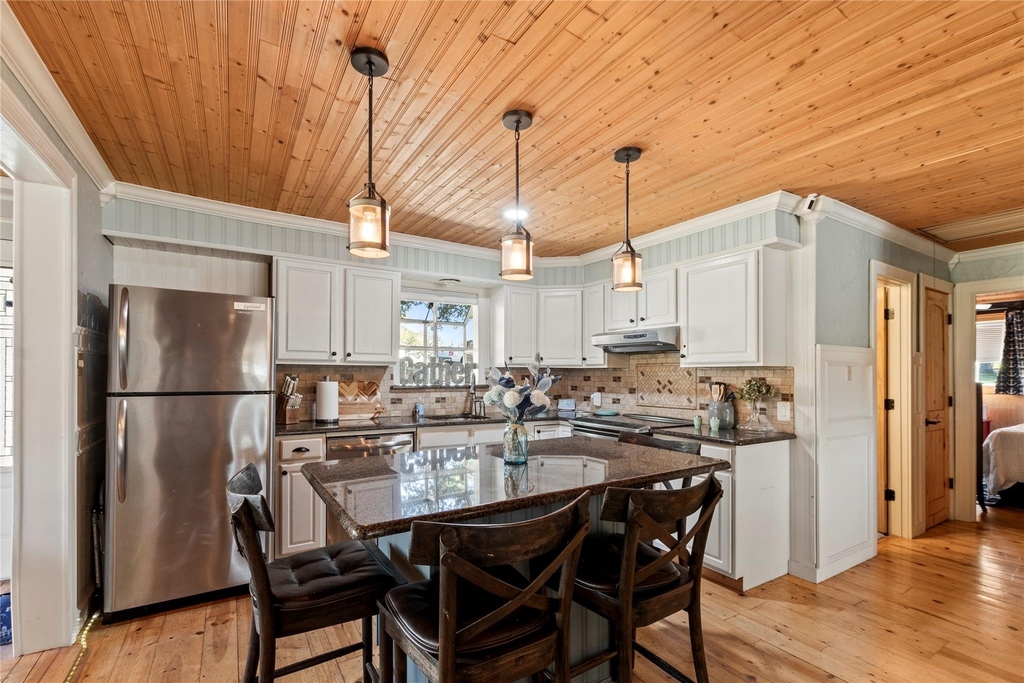 230 Bushwhacker Drive - Photo 3