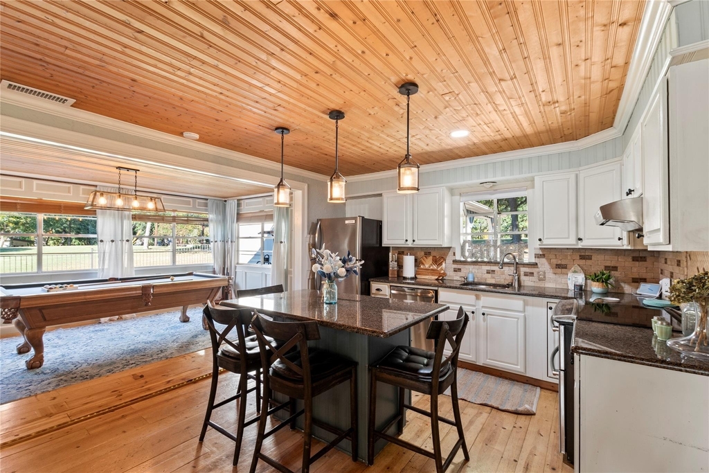 230 Bushwhacker Drive - Photo 4