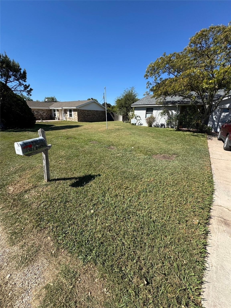 914 Tanglewood Drive - Photo 5