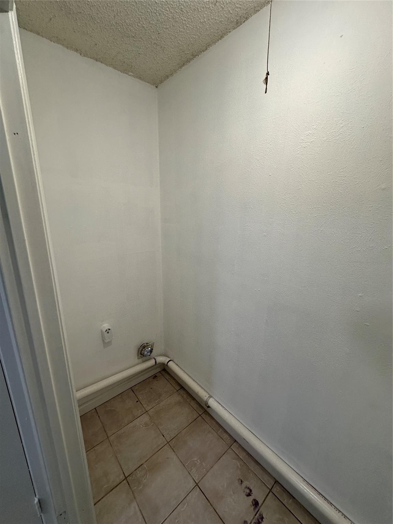 410 E Timberview Lane - Photo 5