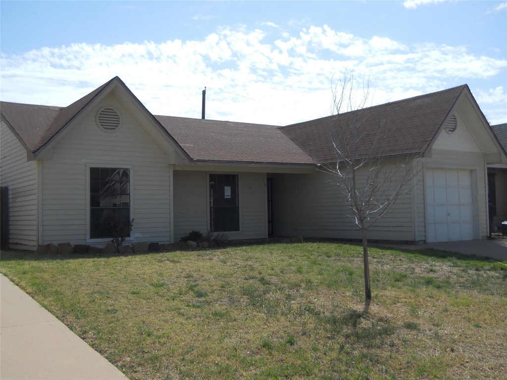 11 Shady Brook Circle - Photo 0