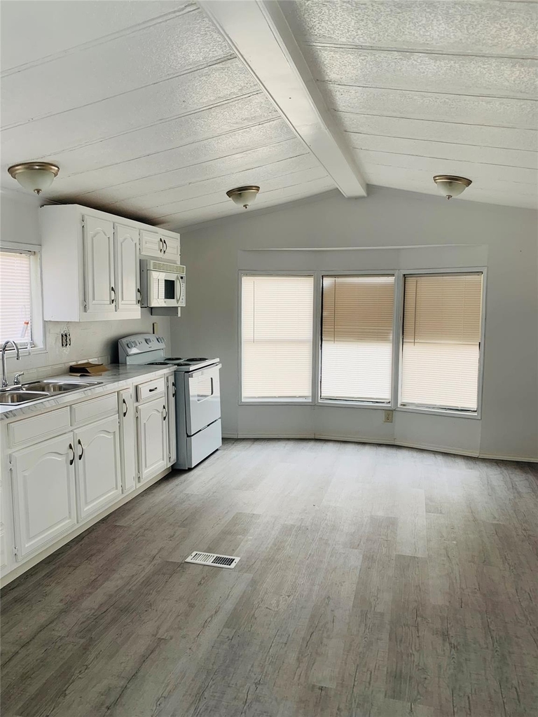 262 County Road 4852 - Photo 4