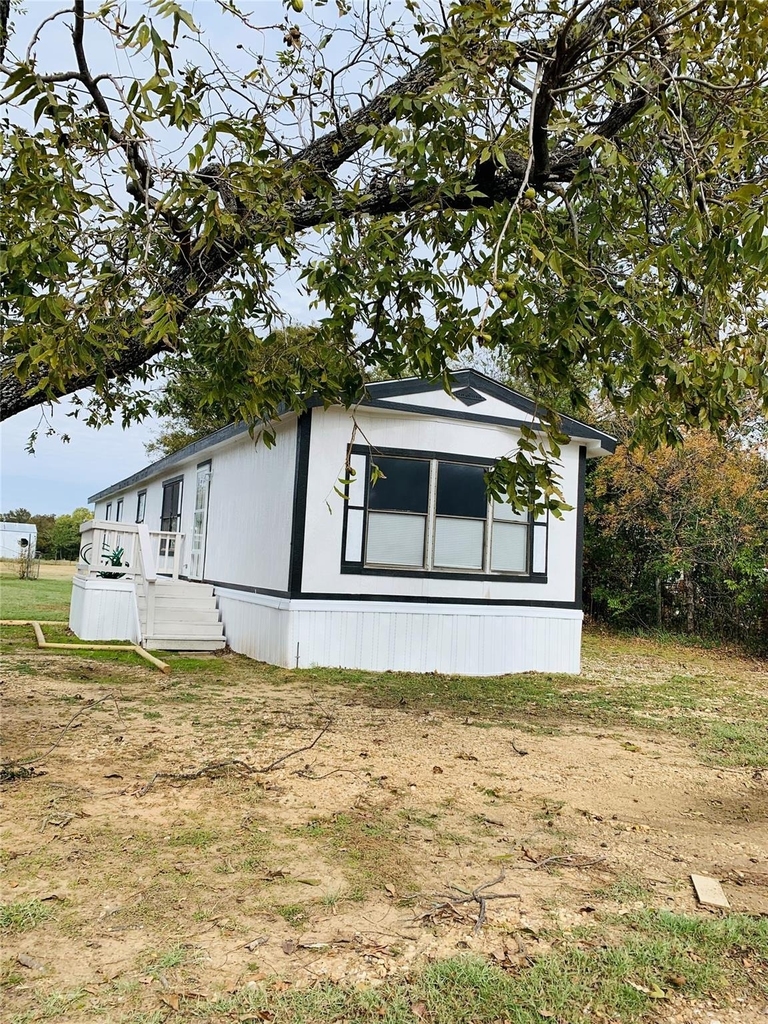 262 County Road 4852 - Photo 1