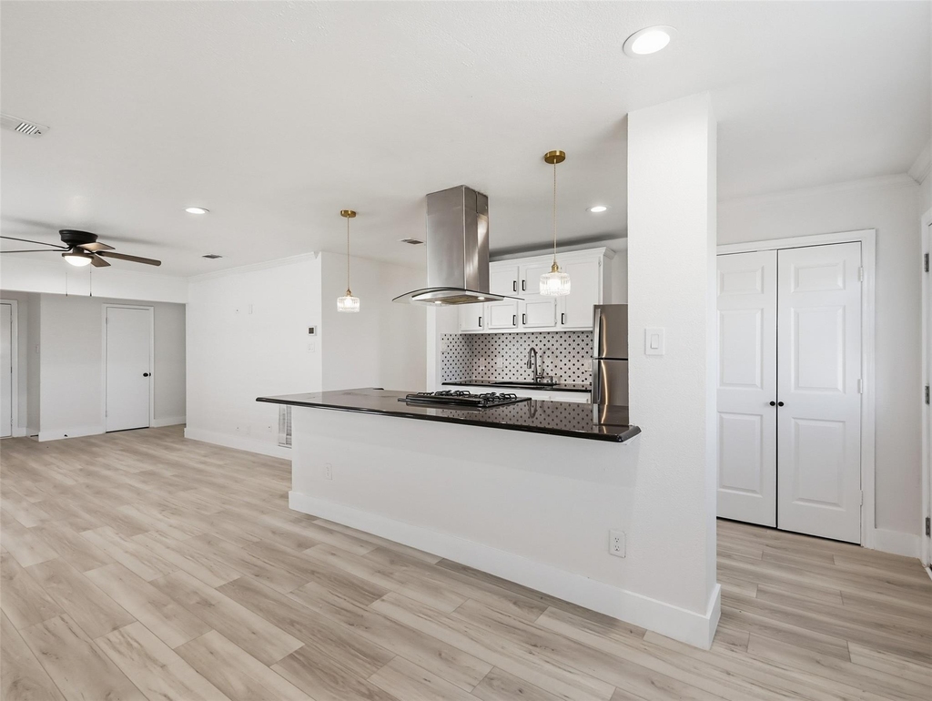 1002 Mardi Gras Lane - Photo 11