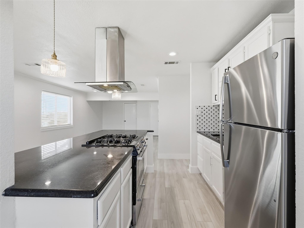 1002 Mardi Gras Lane - Photo 14