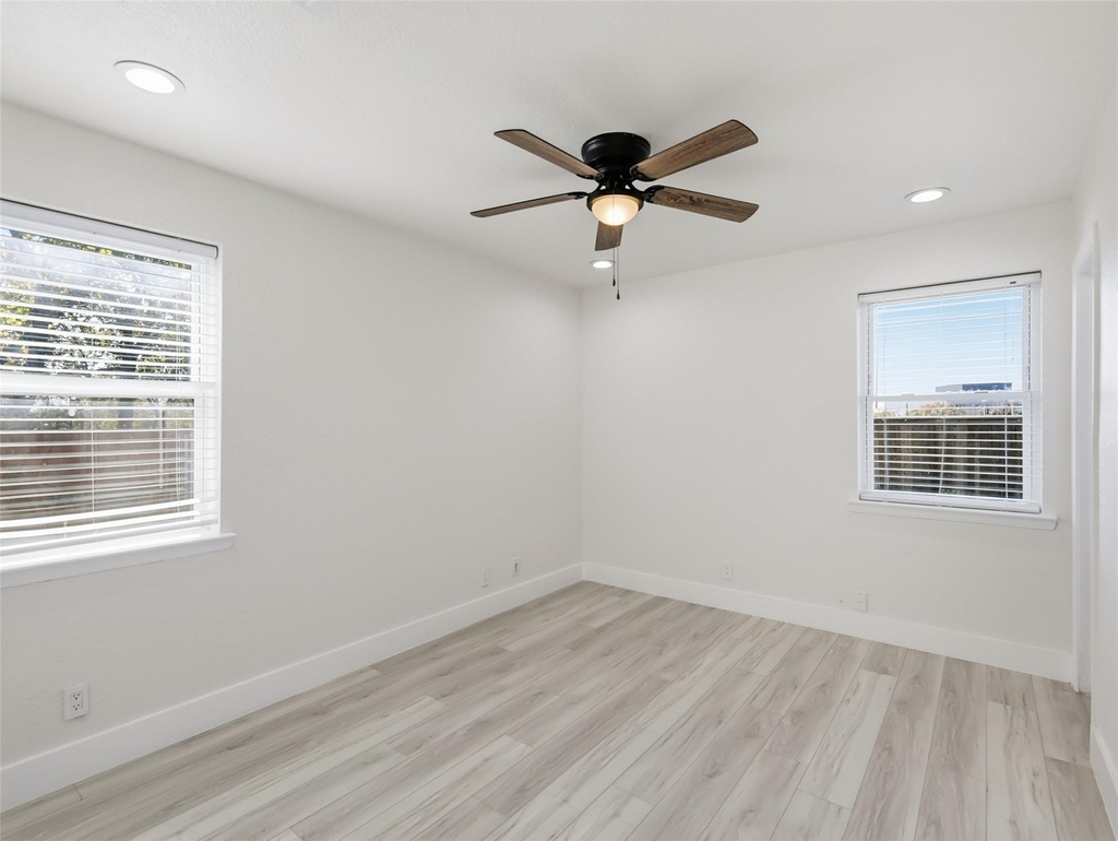 1002 Mardi Gras Lane - Photo 21