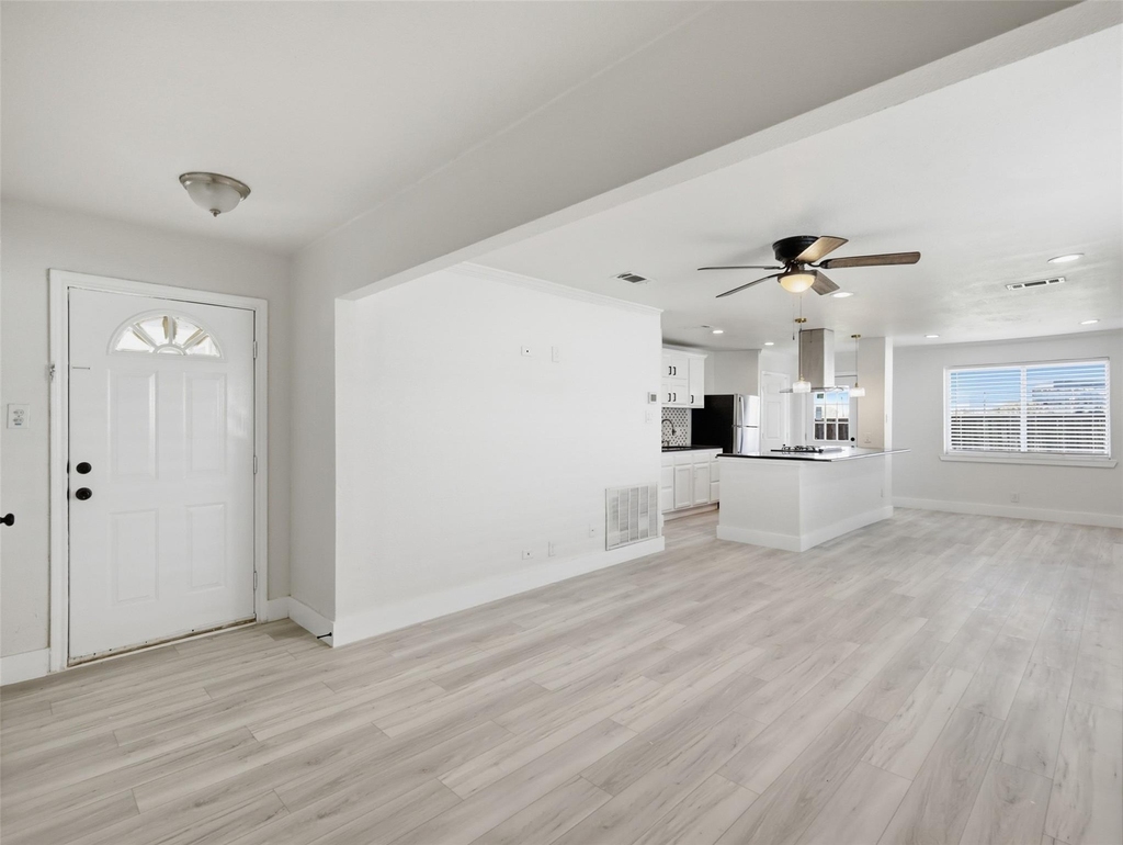 1002 Mardi Gras Lane - Photo 7