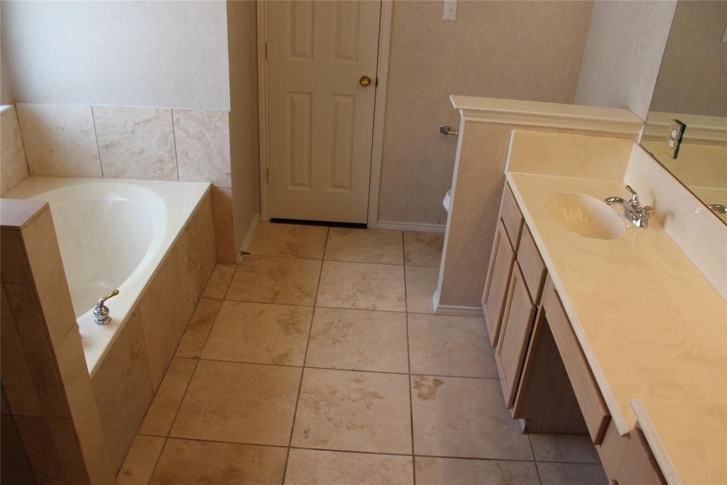 1813 Arbor Creek Drive - Photo 15