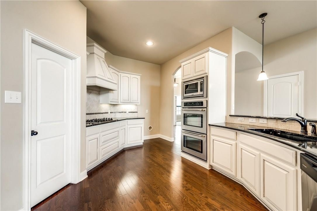 423 Florence Drive - Photo 15