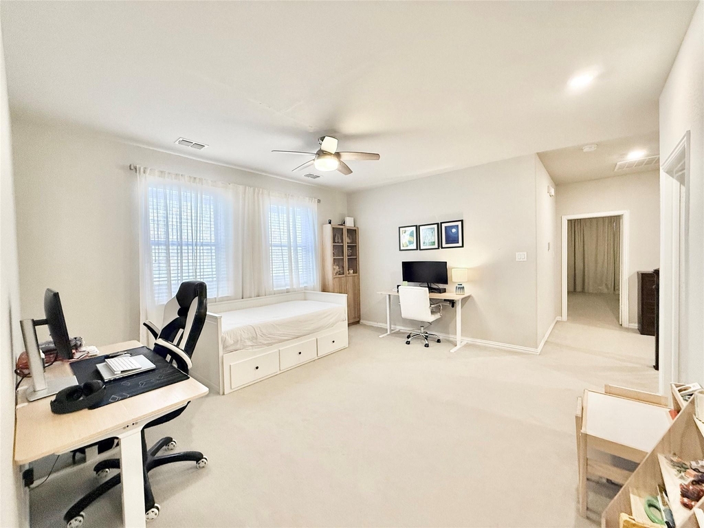 1021 Zachary Way - Photo 16
