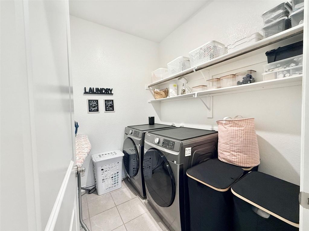 1021 Zachary Way - Photo 23