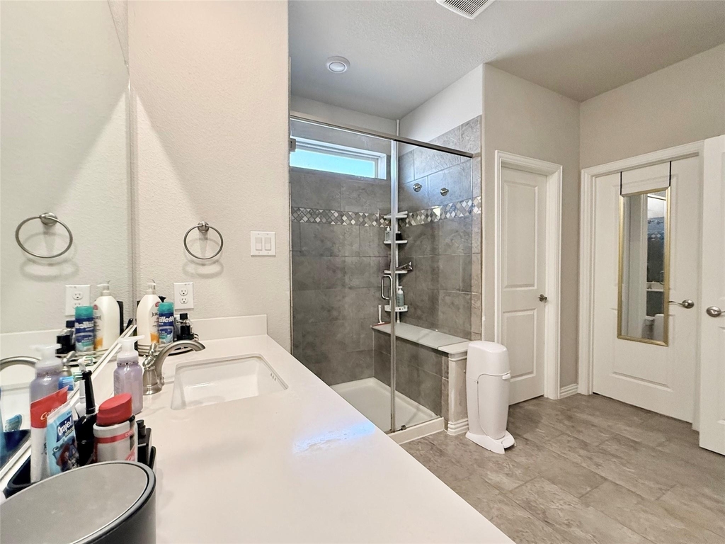 1021 Zachary Way - Photo 28