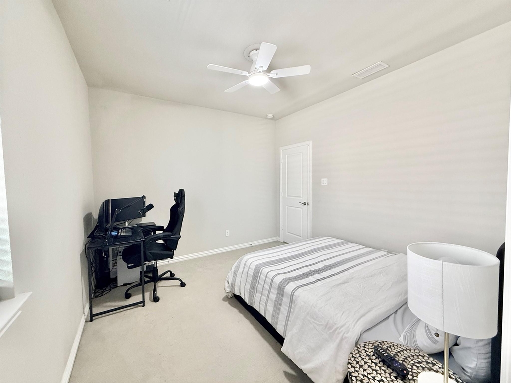 1021 Zachary Way - Photo 20