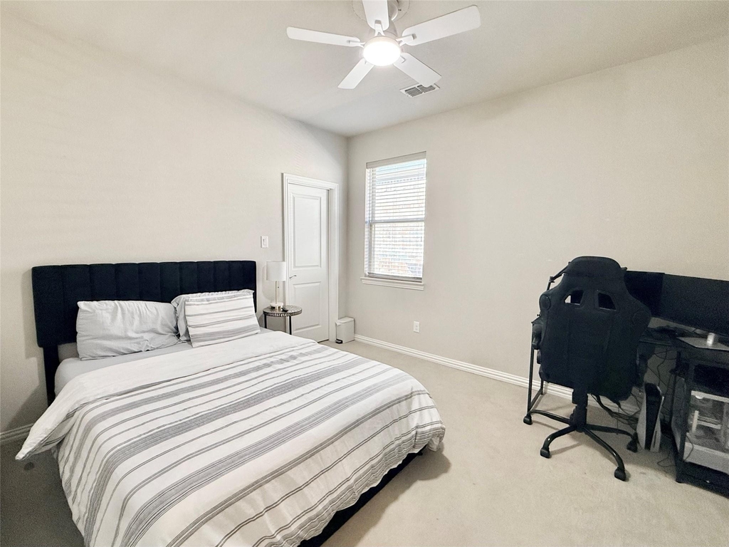 1021 Zachary Way - Photo 19