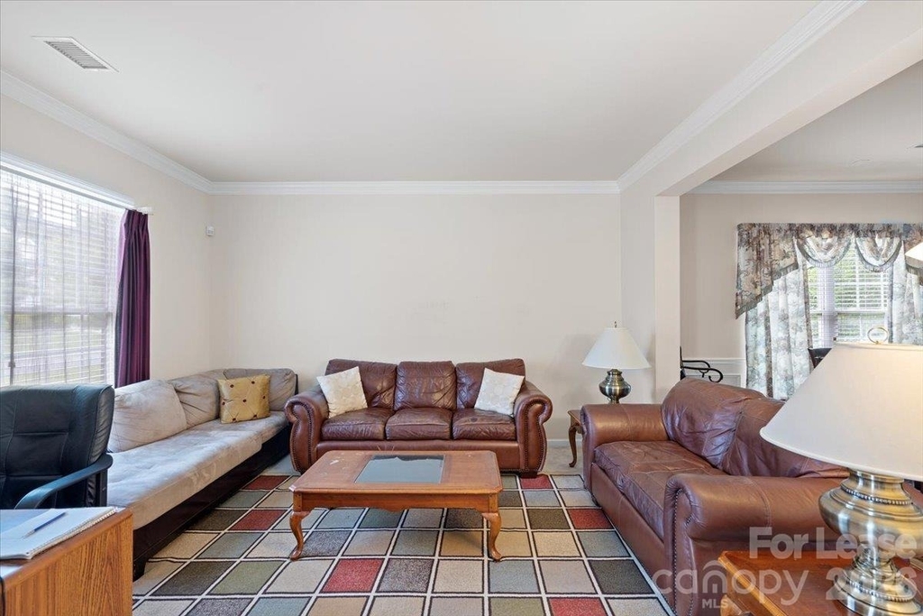 15114 Bridle Trace Lane - Photo 14