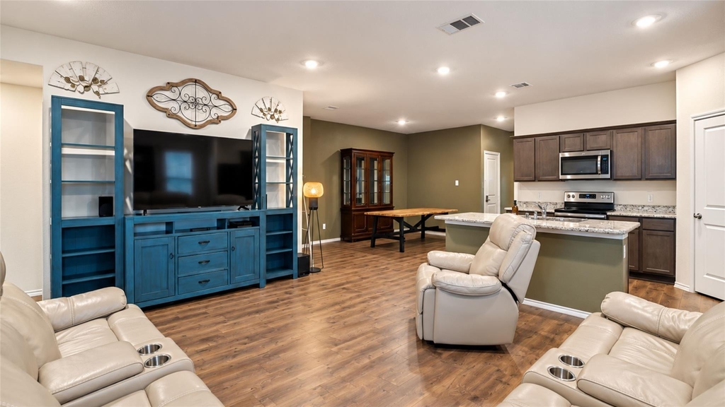 709 Darlington Oak Avenue - Photo 20