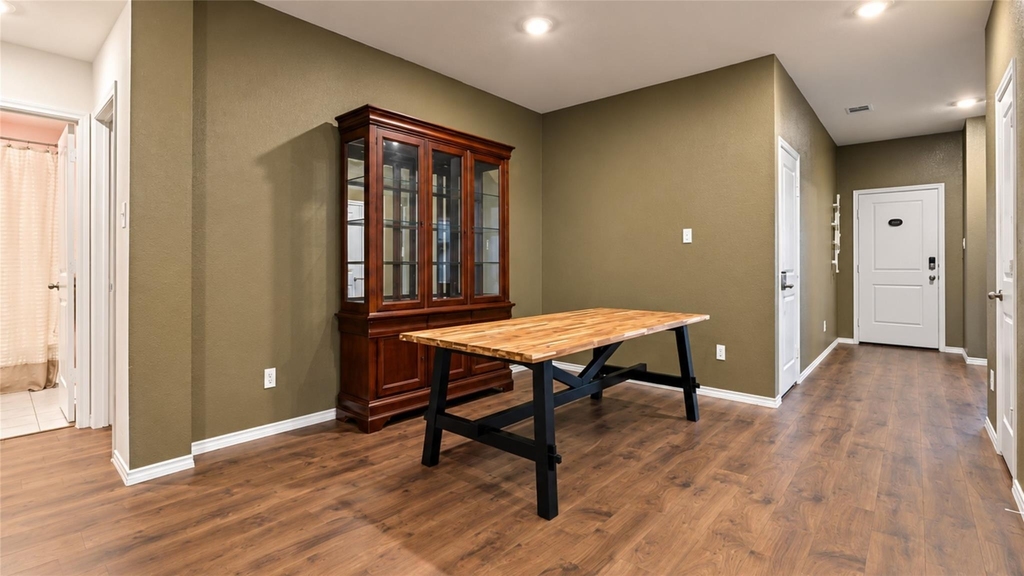 709 Darlington Oak Avenue - Photo 17