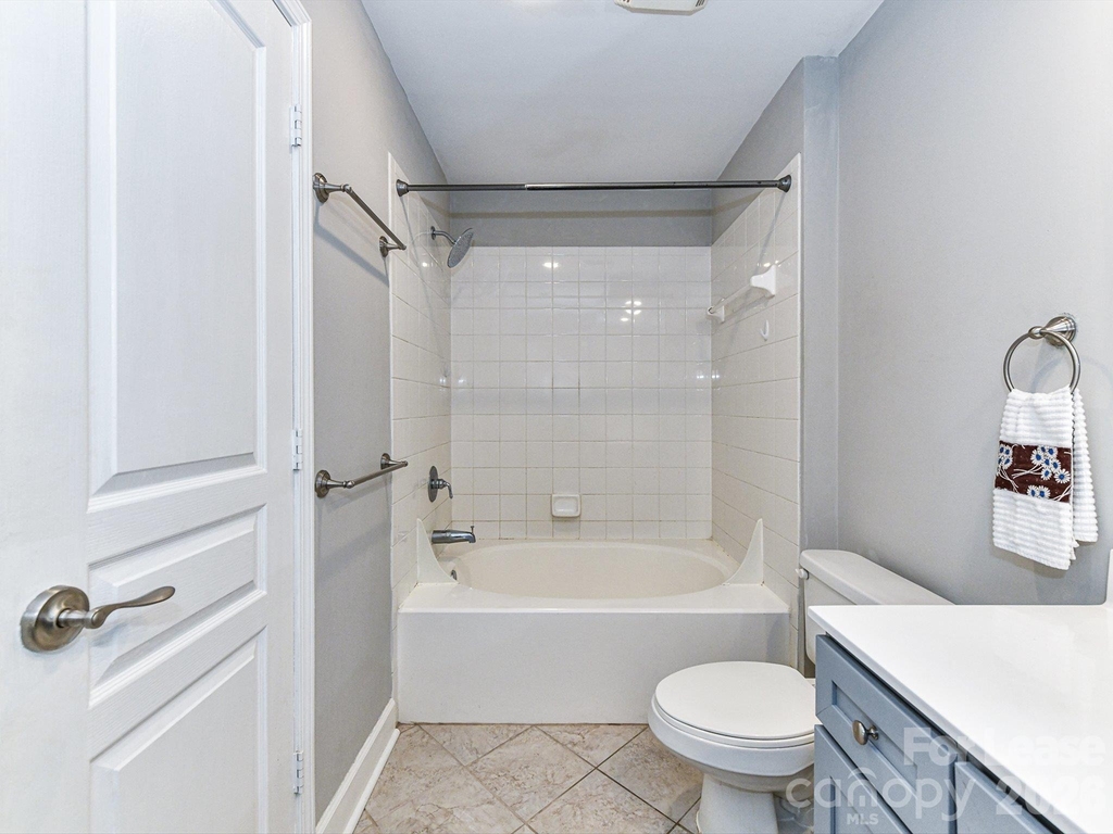 1315 East Boulevard - Photo 19
