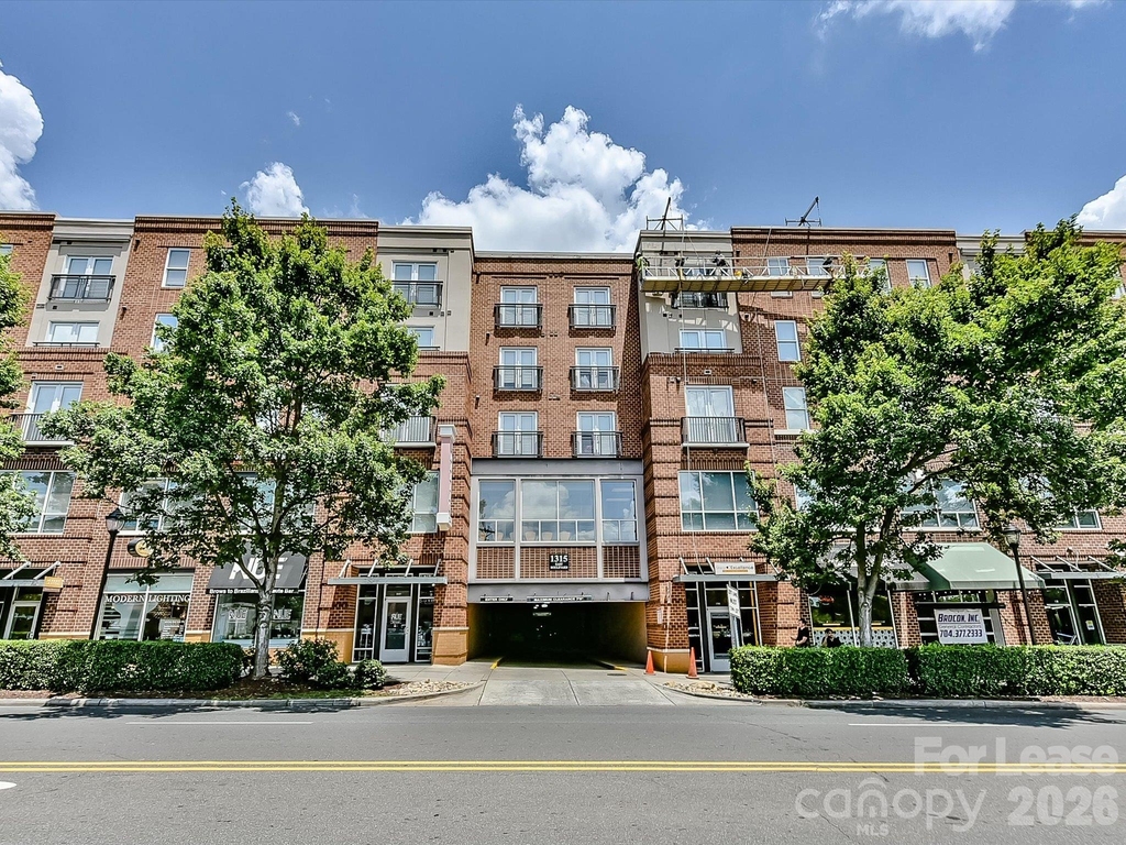 1315 East Boulevard - Photo 2