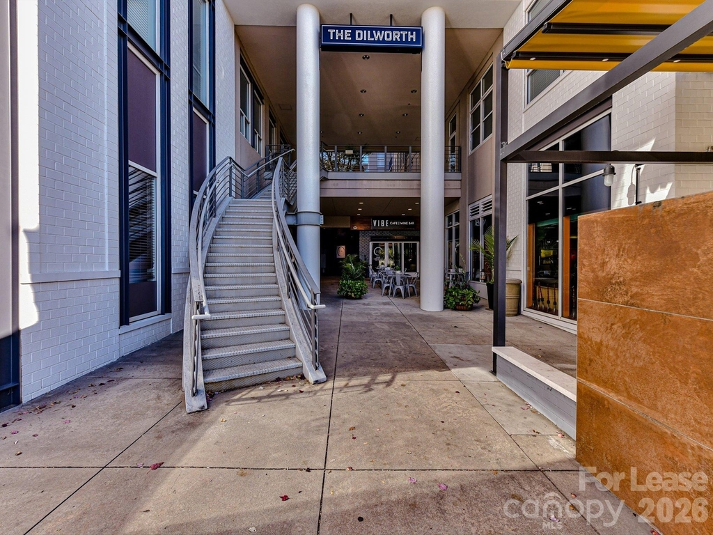 1315 East Boulevard - Photo 1