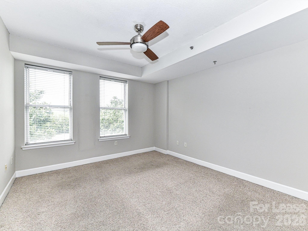 1315 East Boulevard - Photo 12