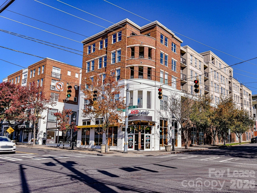 1315 East Boulevard - Photo 0