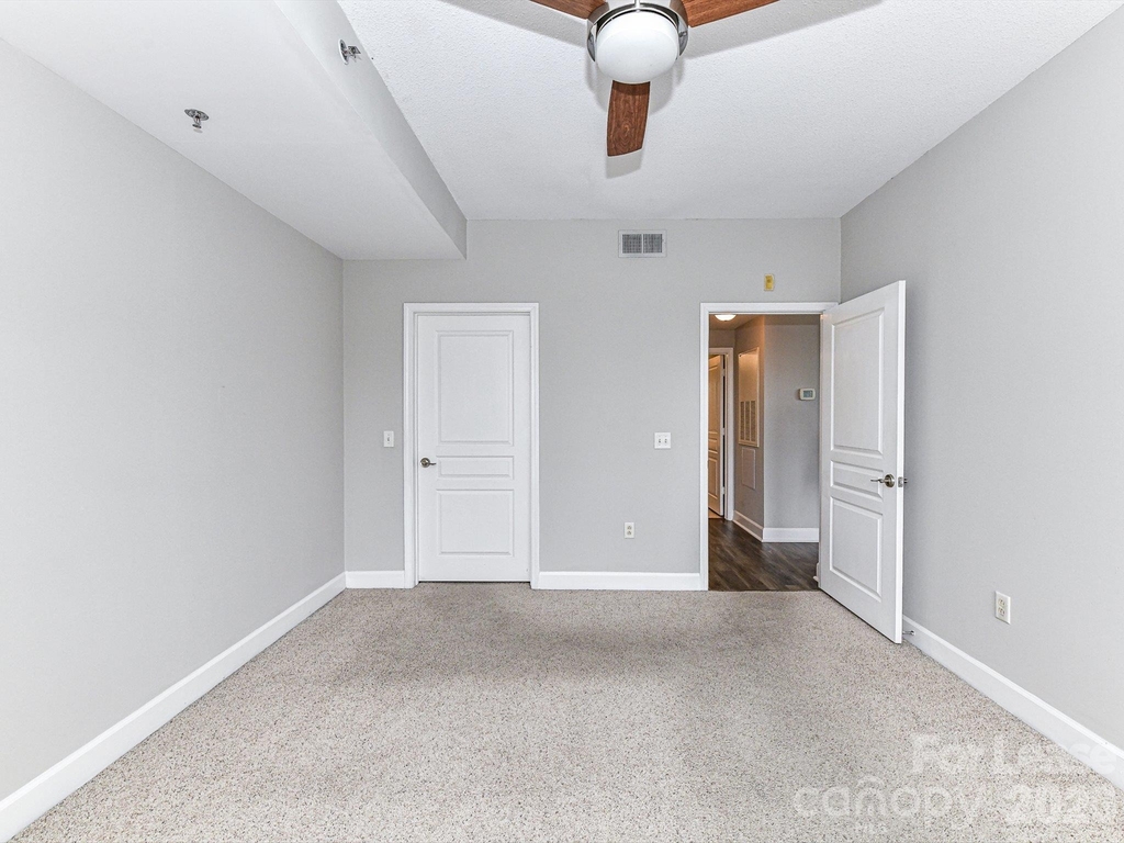 1315 East Boulevard - Photo 16