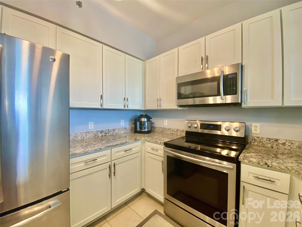 1315 East Boulevard - Photo 3