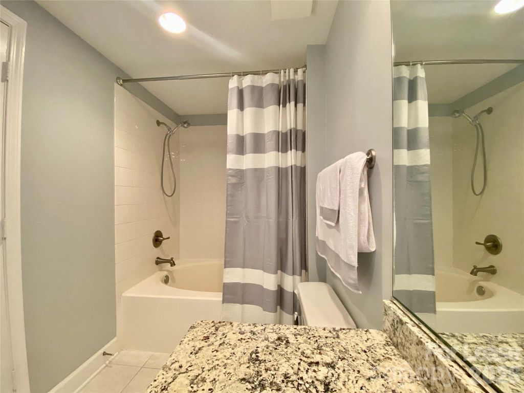 1315 East Boulevard - Photo 17
