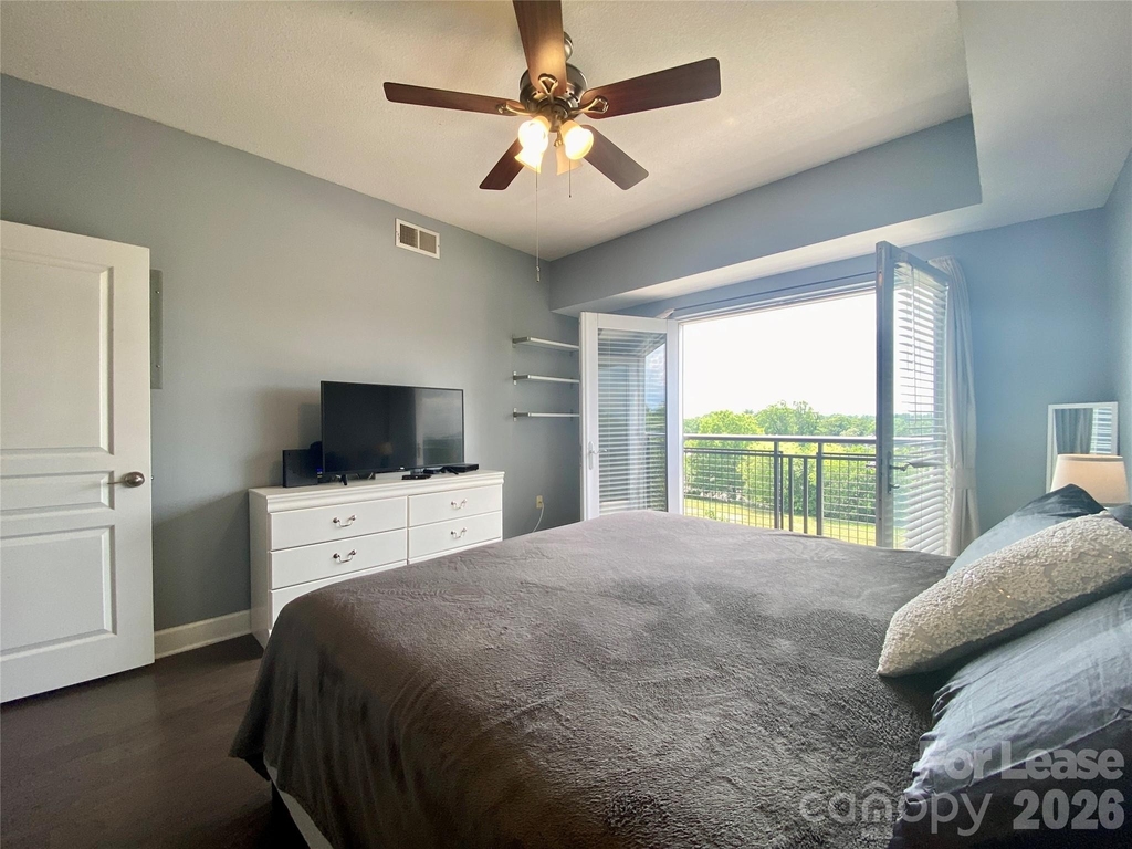 1315 East Boulevard - Photo 20