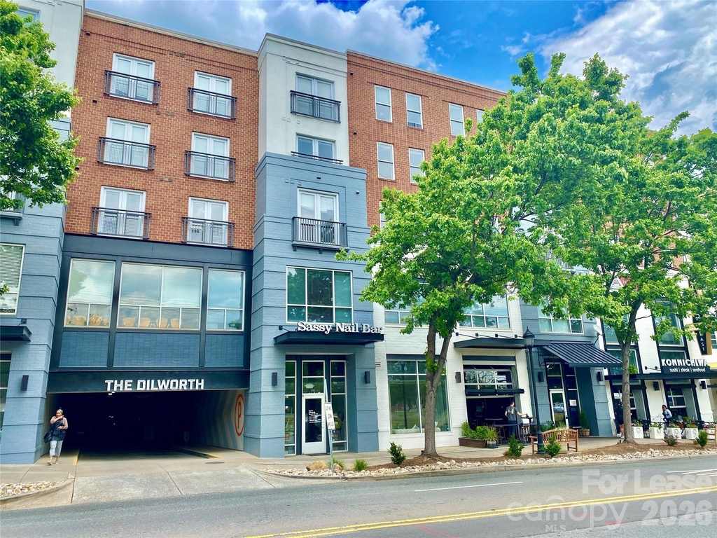 1315 East Boulevard - Photo 1