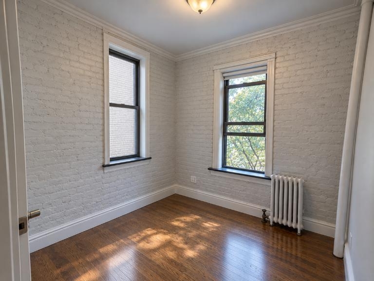410 East 13th Street - Photo 3