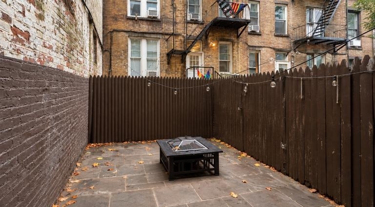 53 Leroy Street - Photo 9