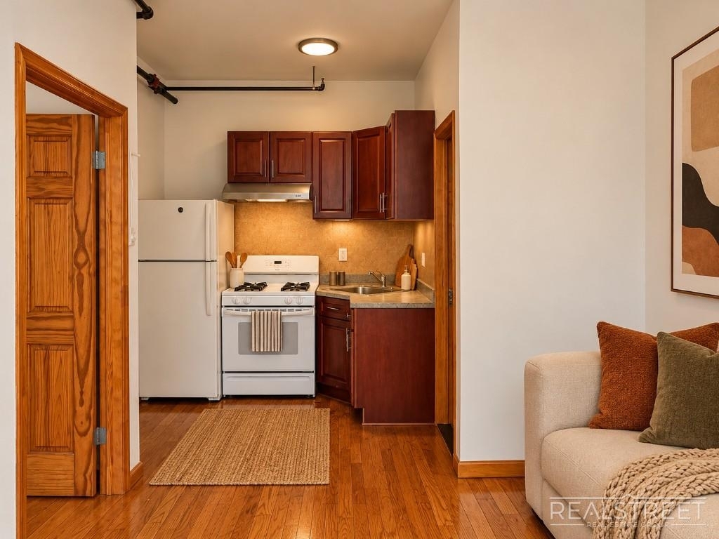 1612 Nostrand Avenue - Photo 3