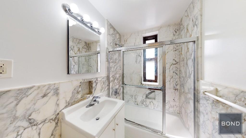 East 78th Street - Photo 10