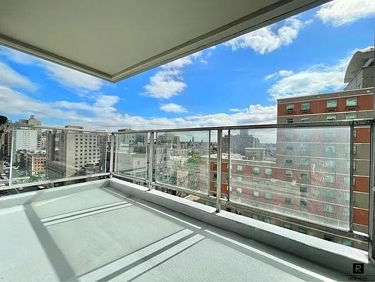East 9th Street - Photo 1