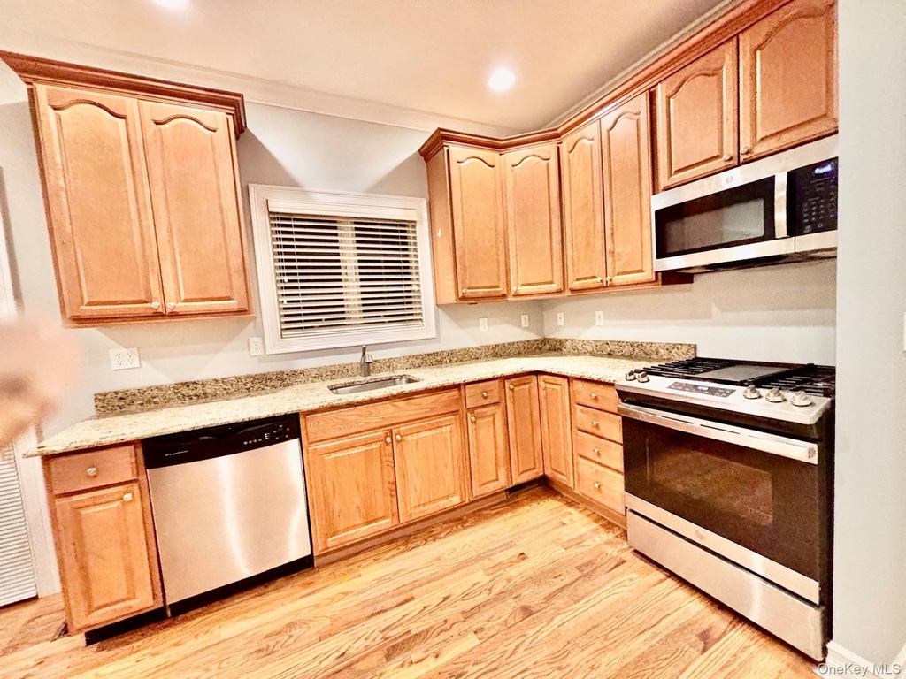 1 Owen Street - Photo 13