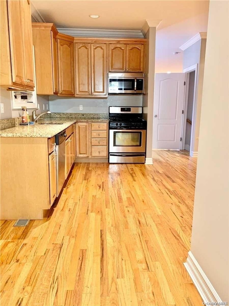 1 Owen Street - Photo 16