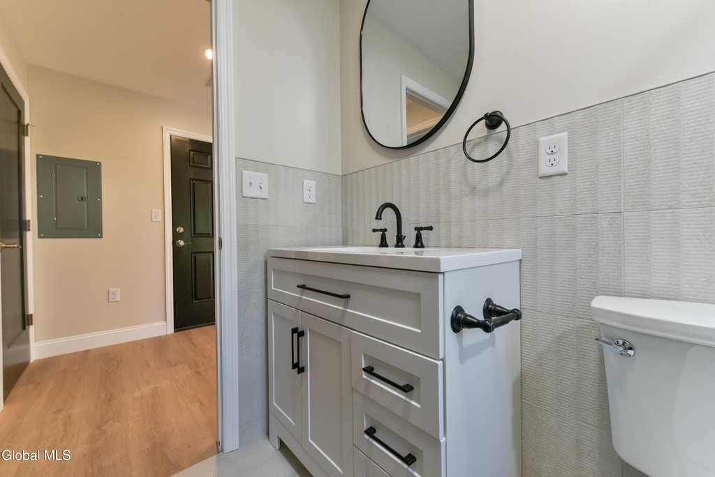 64 Burton Avenue - Photo 26