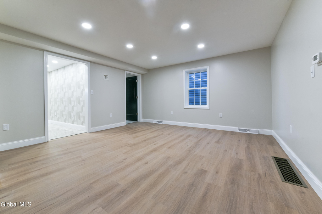 64 Burton Avenue - Photo 10
