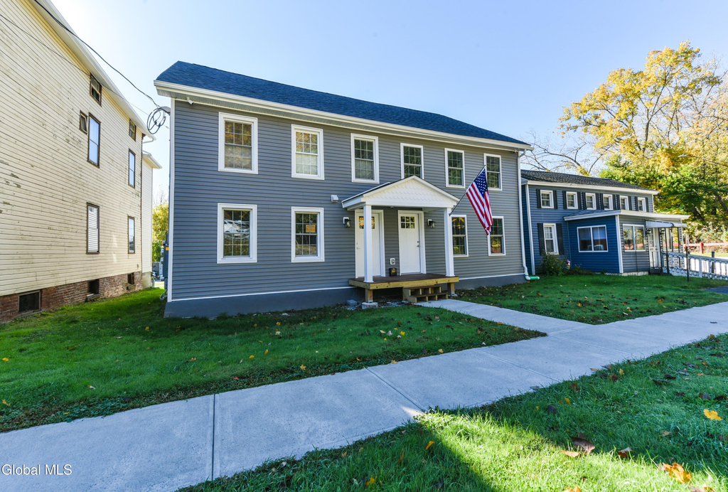 64 Burton Avenue - Photo 0