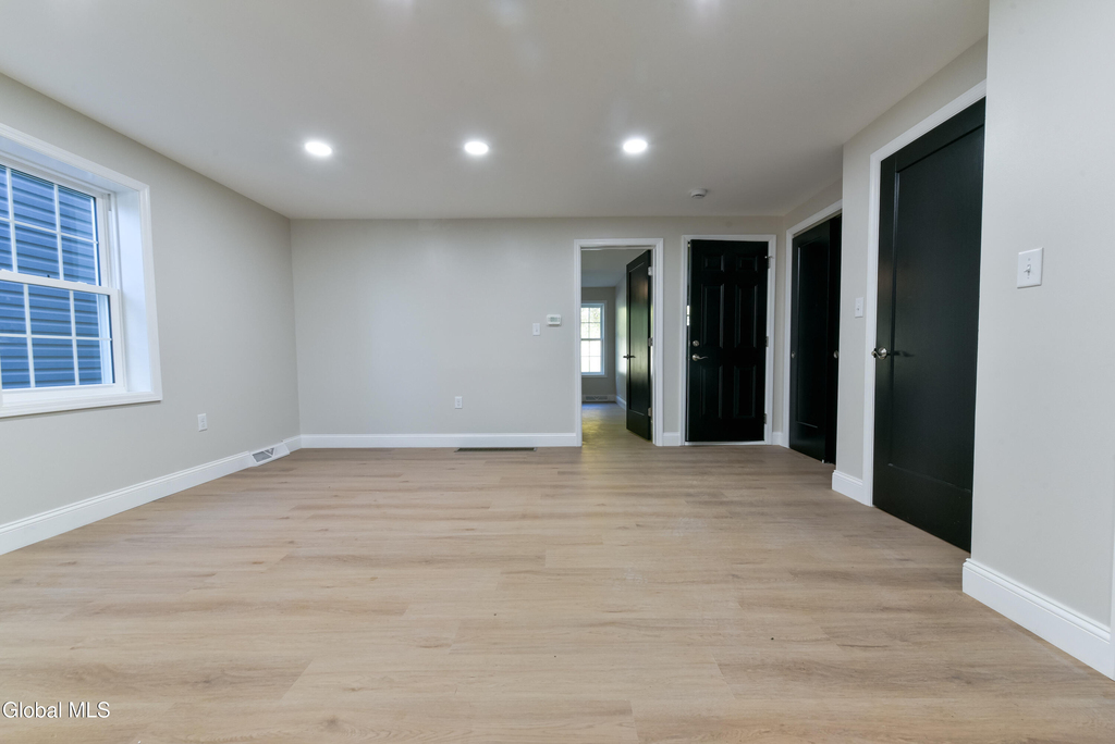 64 Burton Avenue - Photo 8