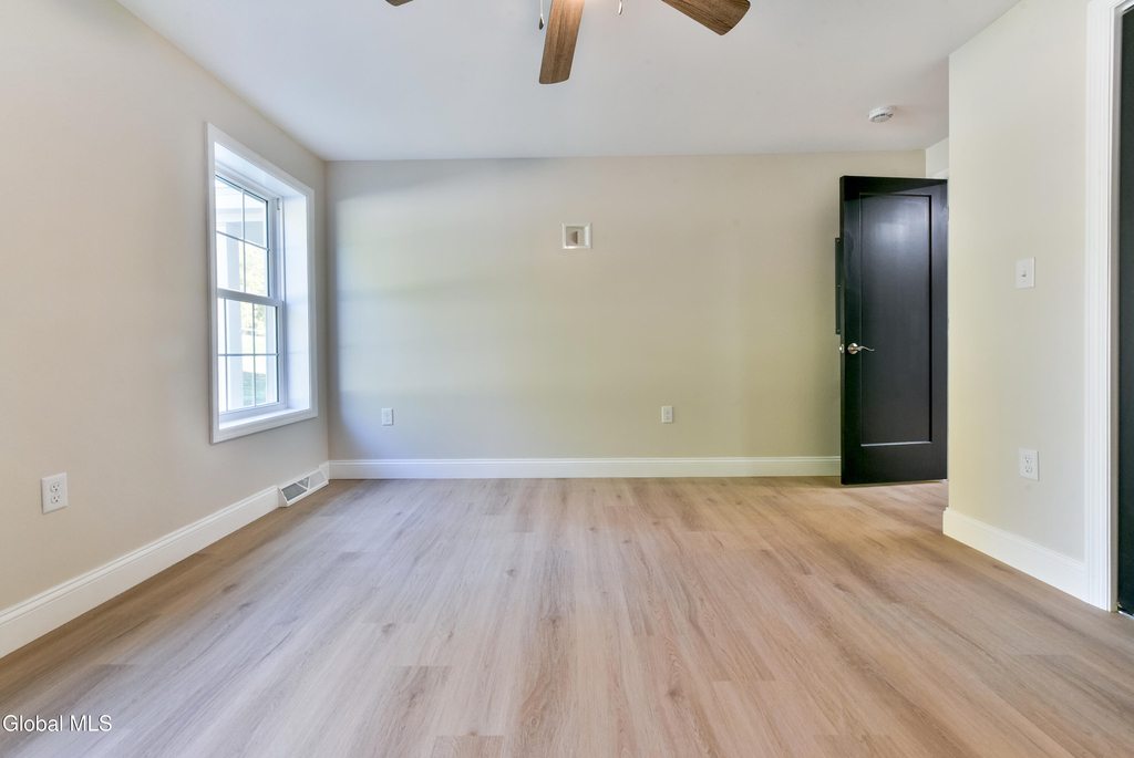 64 Burton Avenue - Photo 12